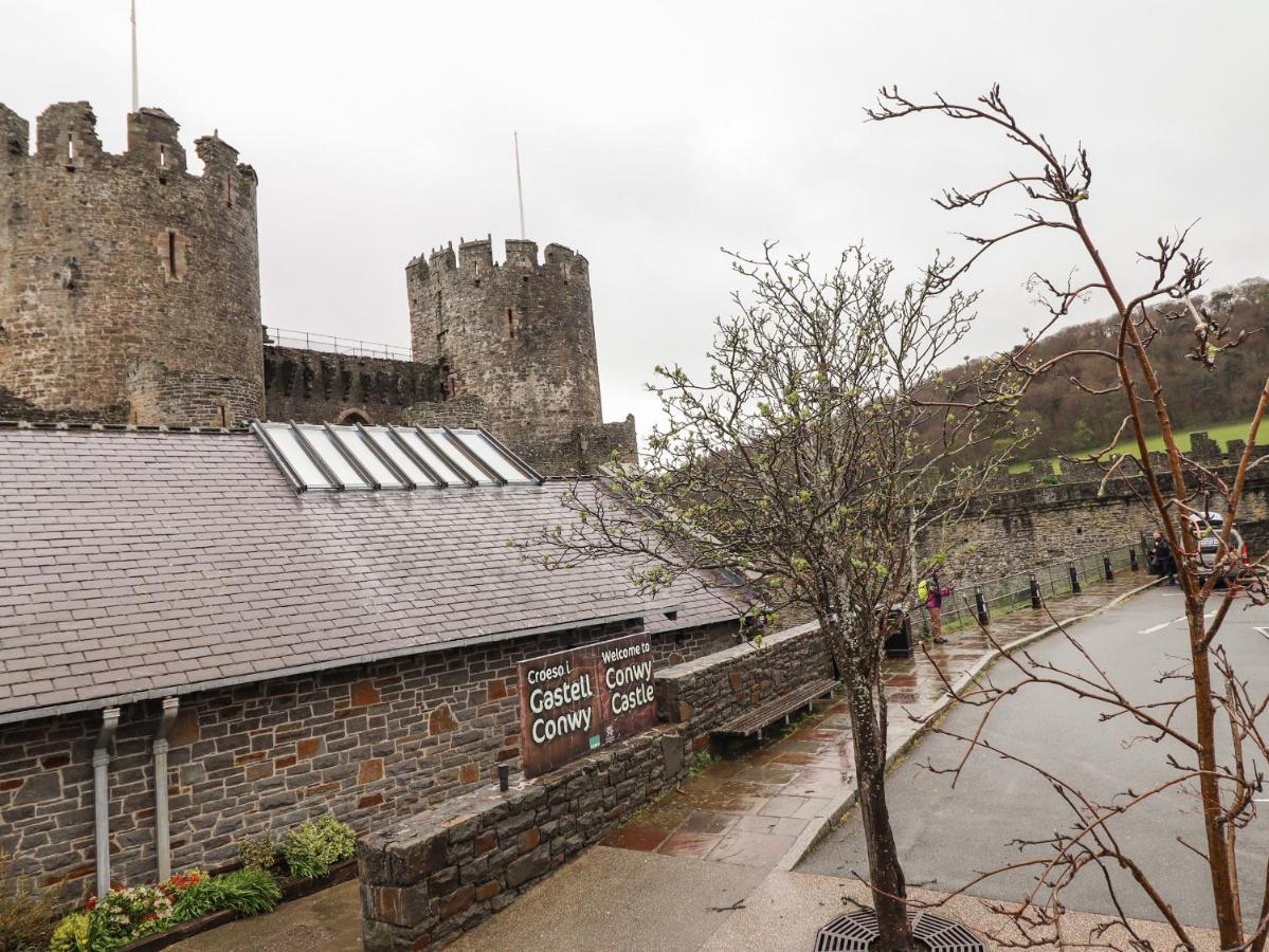 Apartamento The Old Coach House Conwy Exterior foto